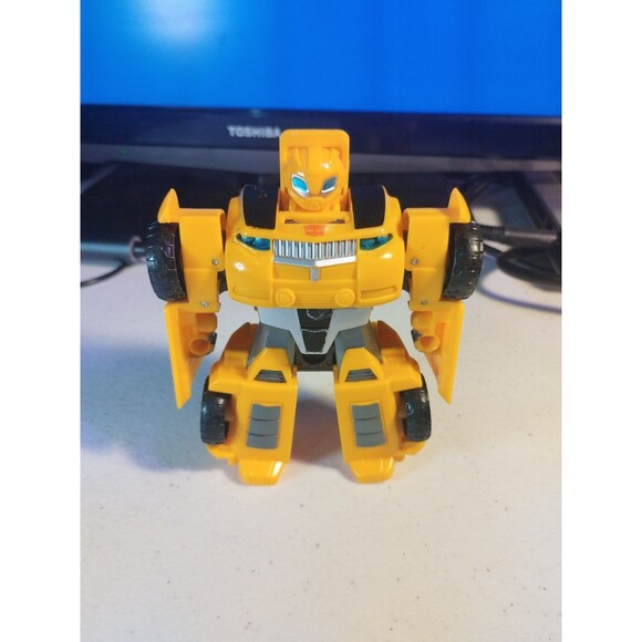 Transformers Rescue Bots Academy Classic Heroes Team Bumblebee Hasbro Playskool - Picture 1 of 4